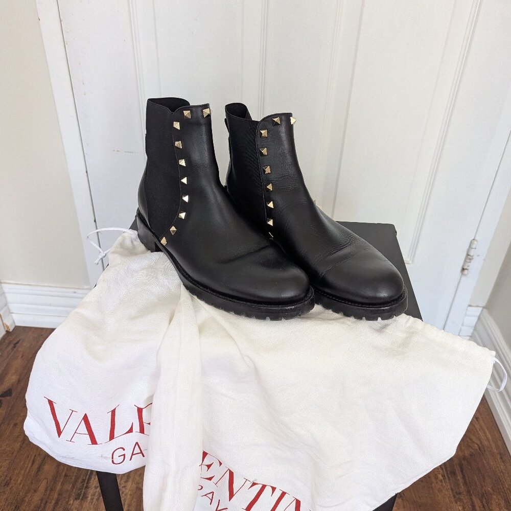 Valentino chelsea boots rockstud